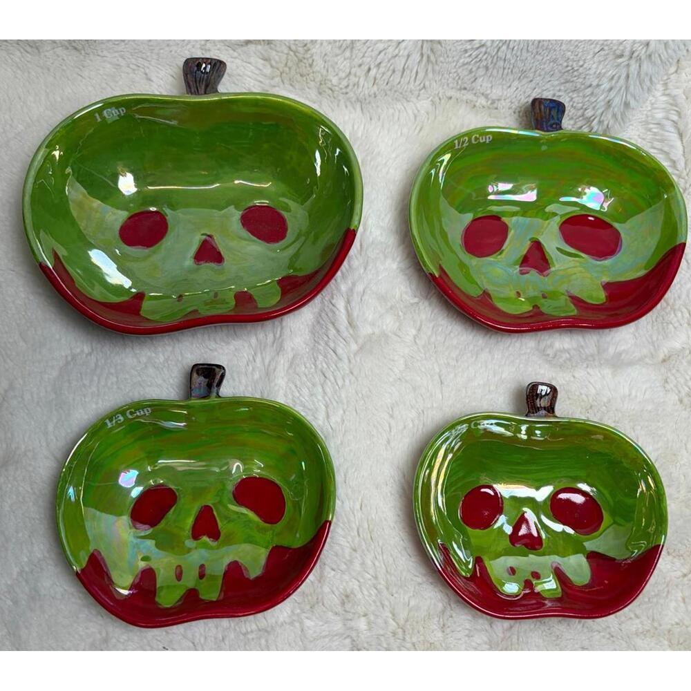 Disney Villains Evil Queen Poison Apple Measuring Cup Set – Ceramic 4pc​